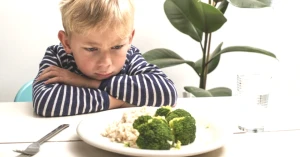 Çocukların Yemek Seçiminde Gizli Sebep: Anne Karnındaki Damak Tadının Rolü!